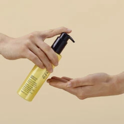 Crème D'Huile Nourrissante Essence Absolue Shu Uemura 150ml -Produits Capillaires 4 34188.1688726420