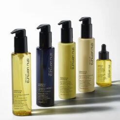 Baume Universel Nourrissant Essence Absolue Shu Uemura 150 Ml 13 Baume Universel Nourrissant Essence Absolue Shu Uemura 150 Ml -Produits Capillaires 6 88755.1688724648